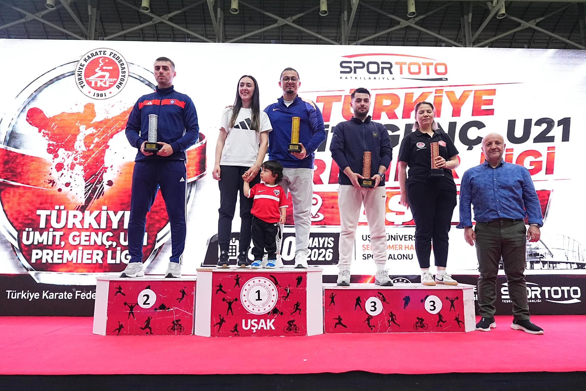 Özlem Karate