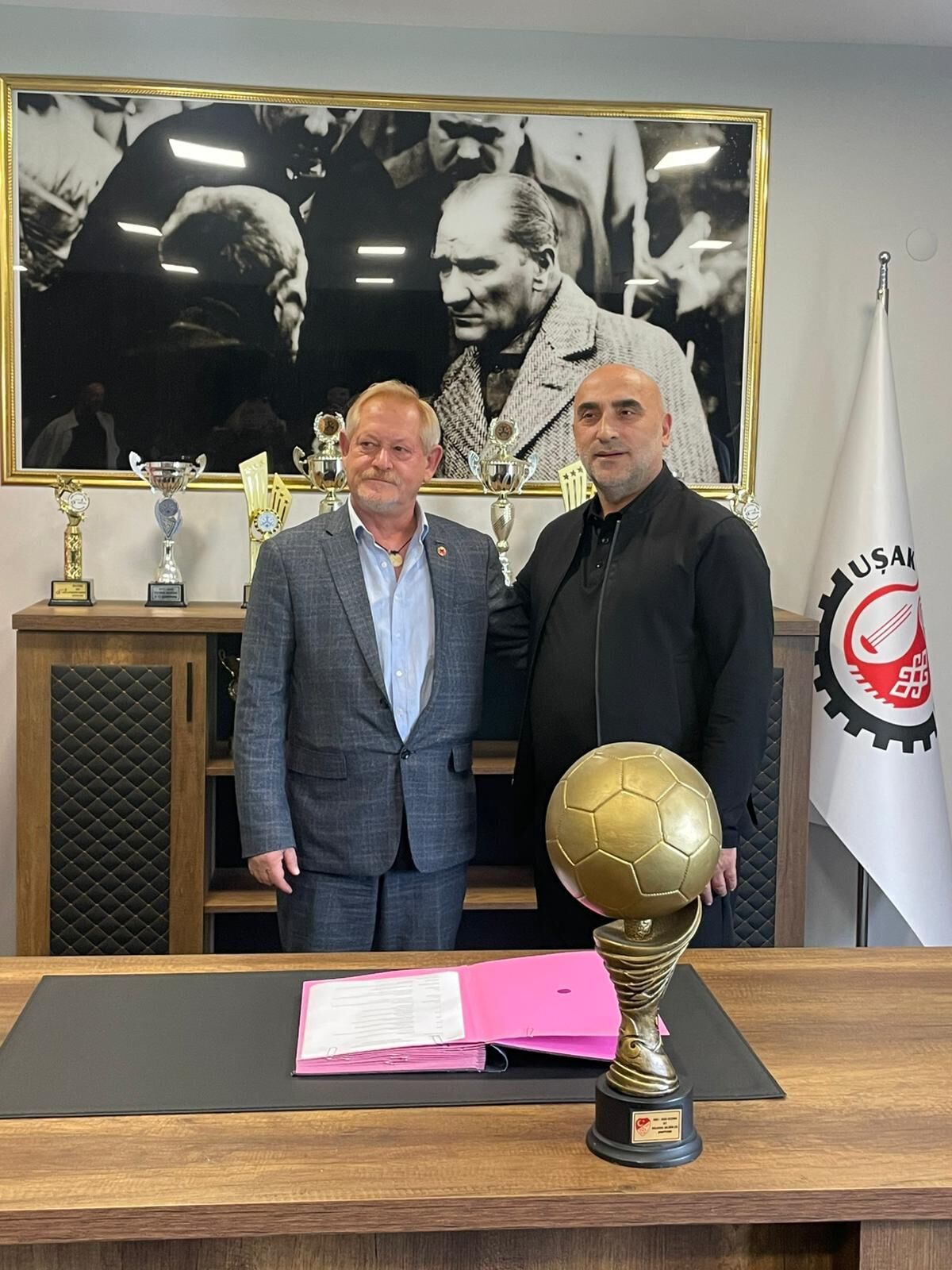 Uşakspor-28