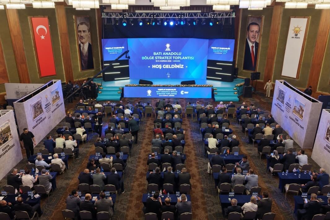 719828039 18602680144006744 2908715447279174414 N