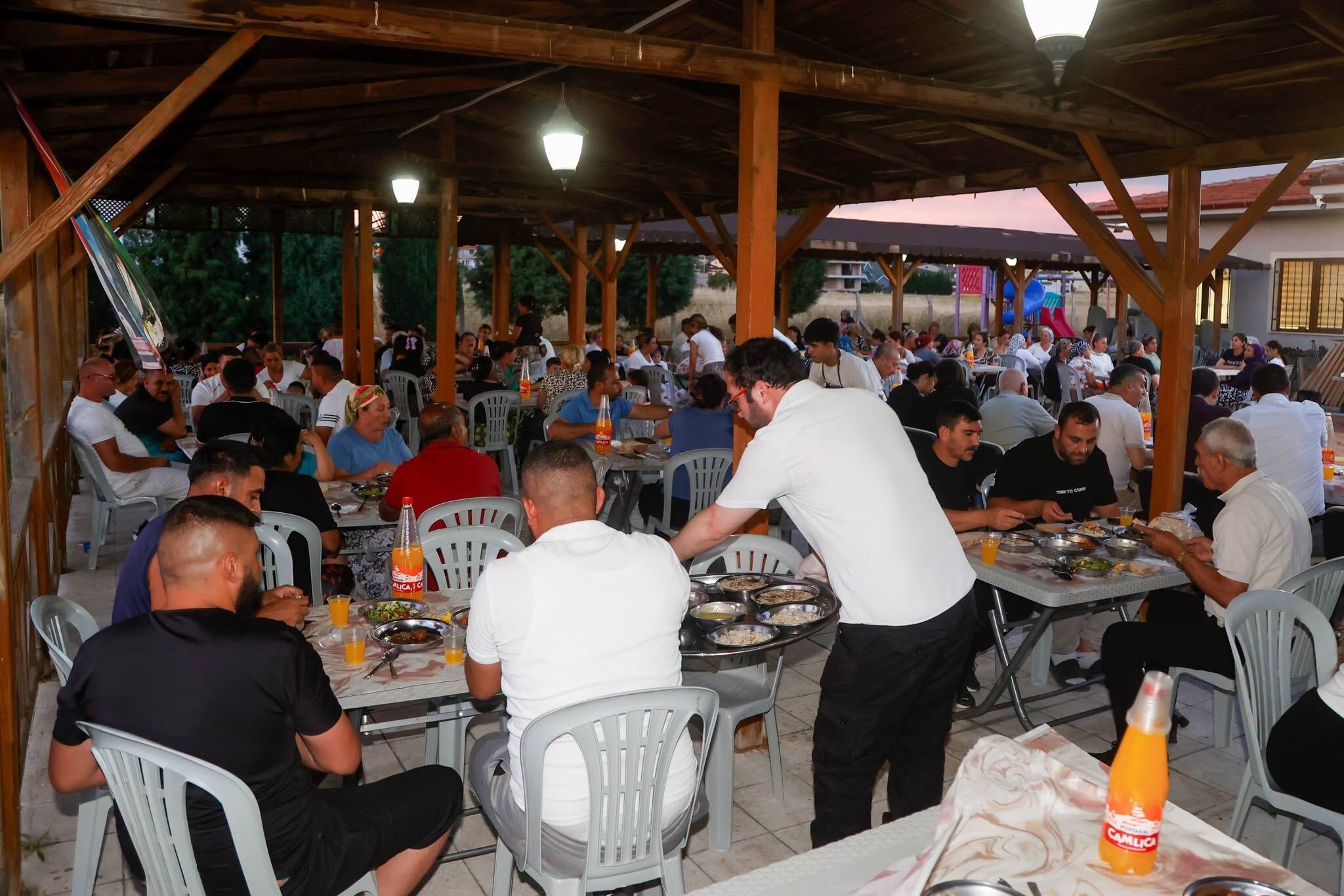 Cem Evi Iftar