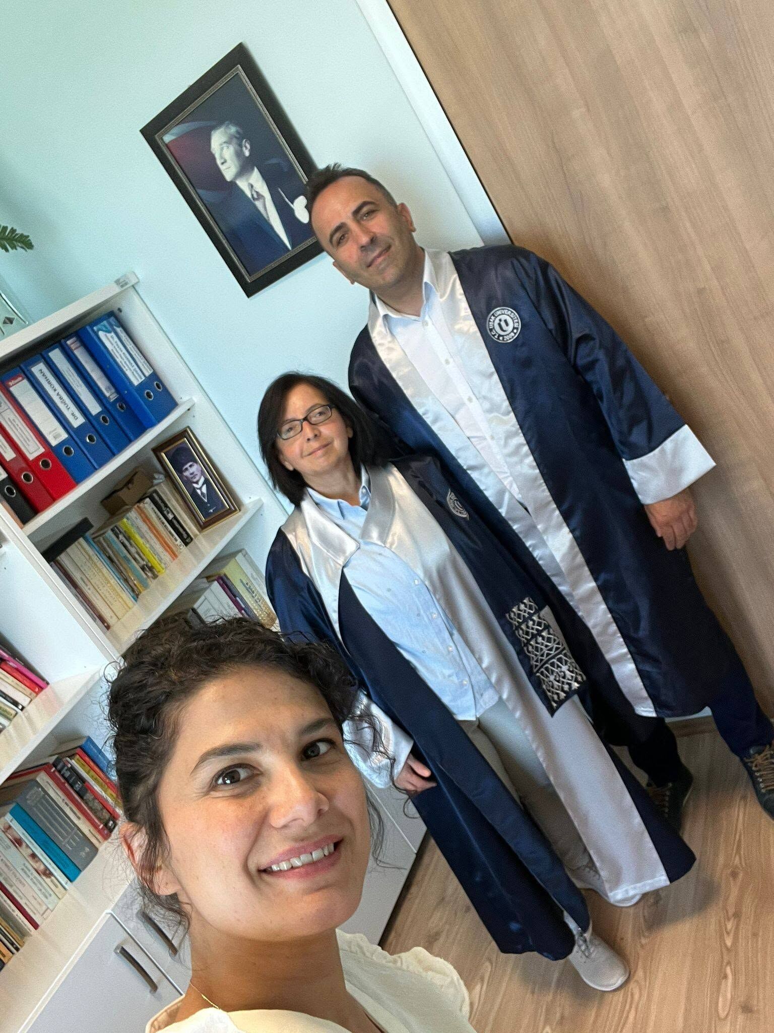 Uşak Üniversitesi Lisansüstü Eğitim Enstitüsü Tarih Anabilim Dalı Doktora Öğrencisi Caner Yüce, Cumhuriyet Dönemindeki Mülki Ve Iktisadi Müfettişlik Faaliyetlerini Ele Aldığı Tezini Başarıyla Savun (1)