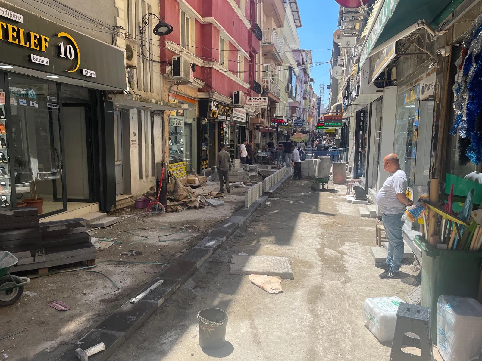 Uşak'ta Sokaklar Yenileniyor, Çalışmalarda Sona Gelindi! (2)
