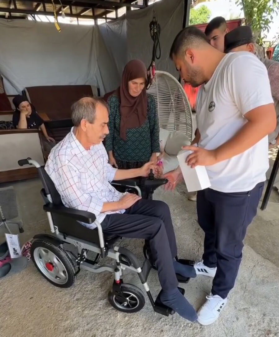 Anlamlı Destek Mehmet Coşkun'a Tekerlekli Sandalye Teslim Edildi (2)