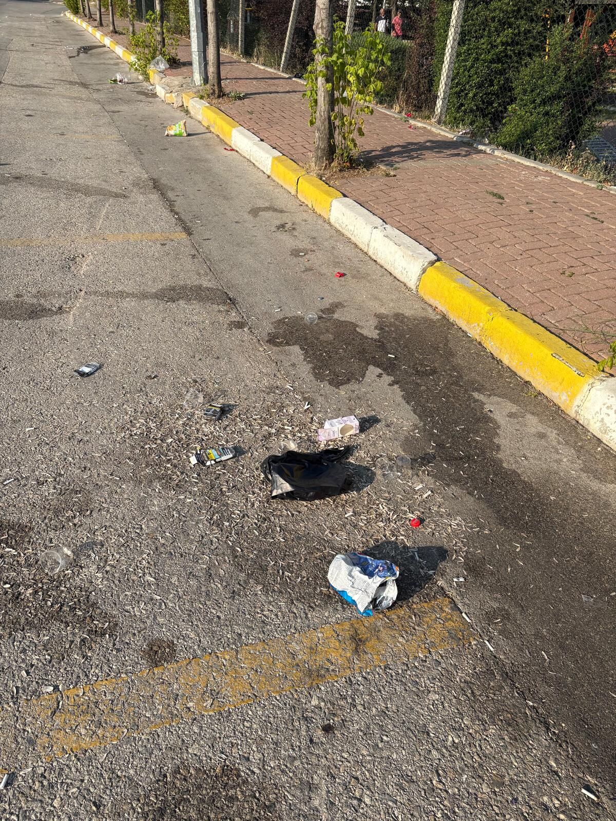 Çoban Çeşme Parkı Ve Çöpler (3)