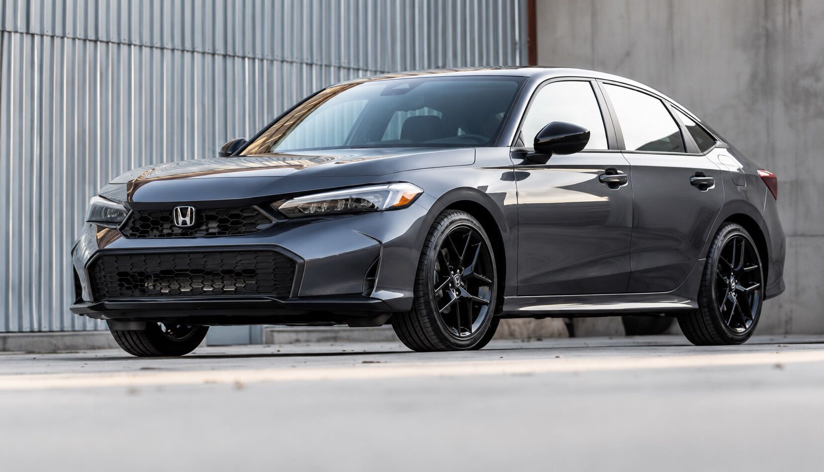 Honda Civic Hybrid Dikkat Çekiyor, 200 Beygir Güç, Düşük Yakıt Tüketimi! (2)