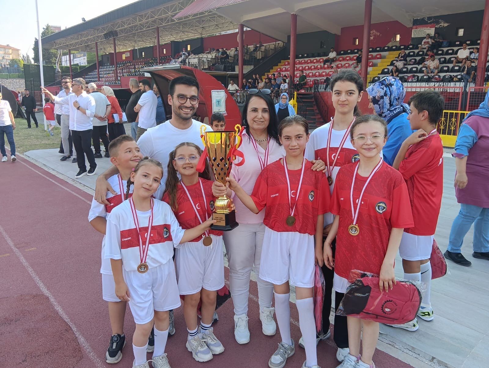 Uşak Çölyak Pku El Ele Derneği̇