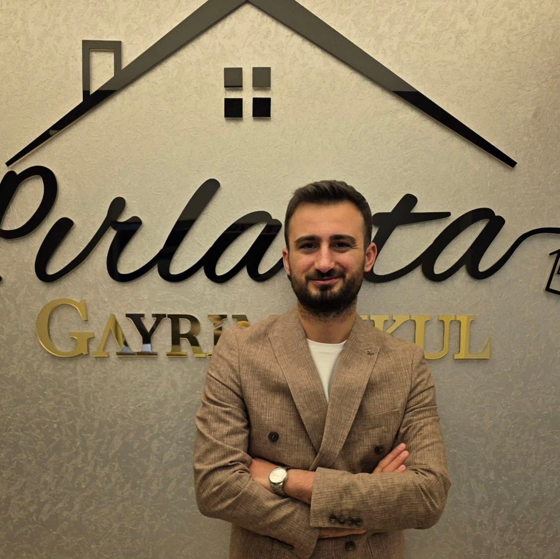 Uşak’ta Emlak Piyasasının Nabzı Telefondan Tutulabiliyor