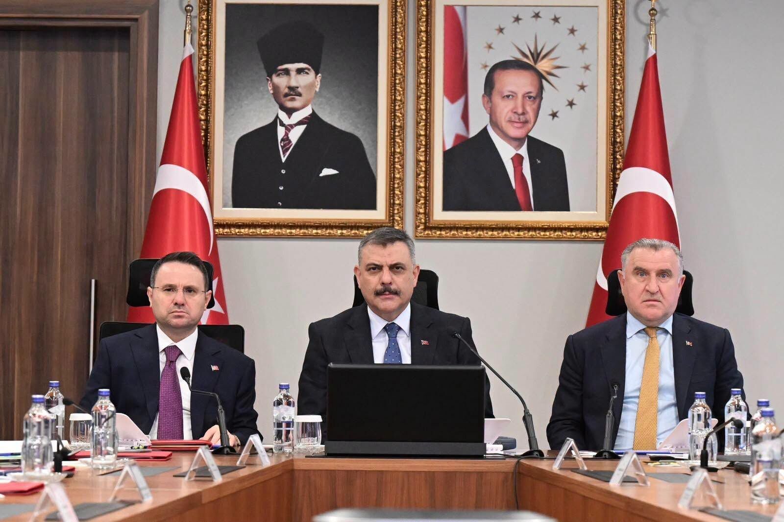Vali Toplantı 1