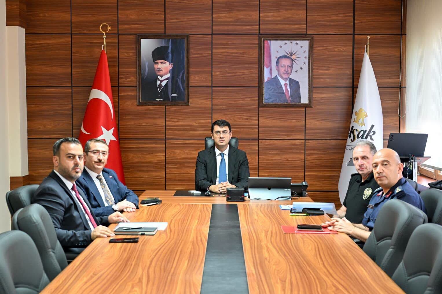 Vali Toplantı 2