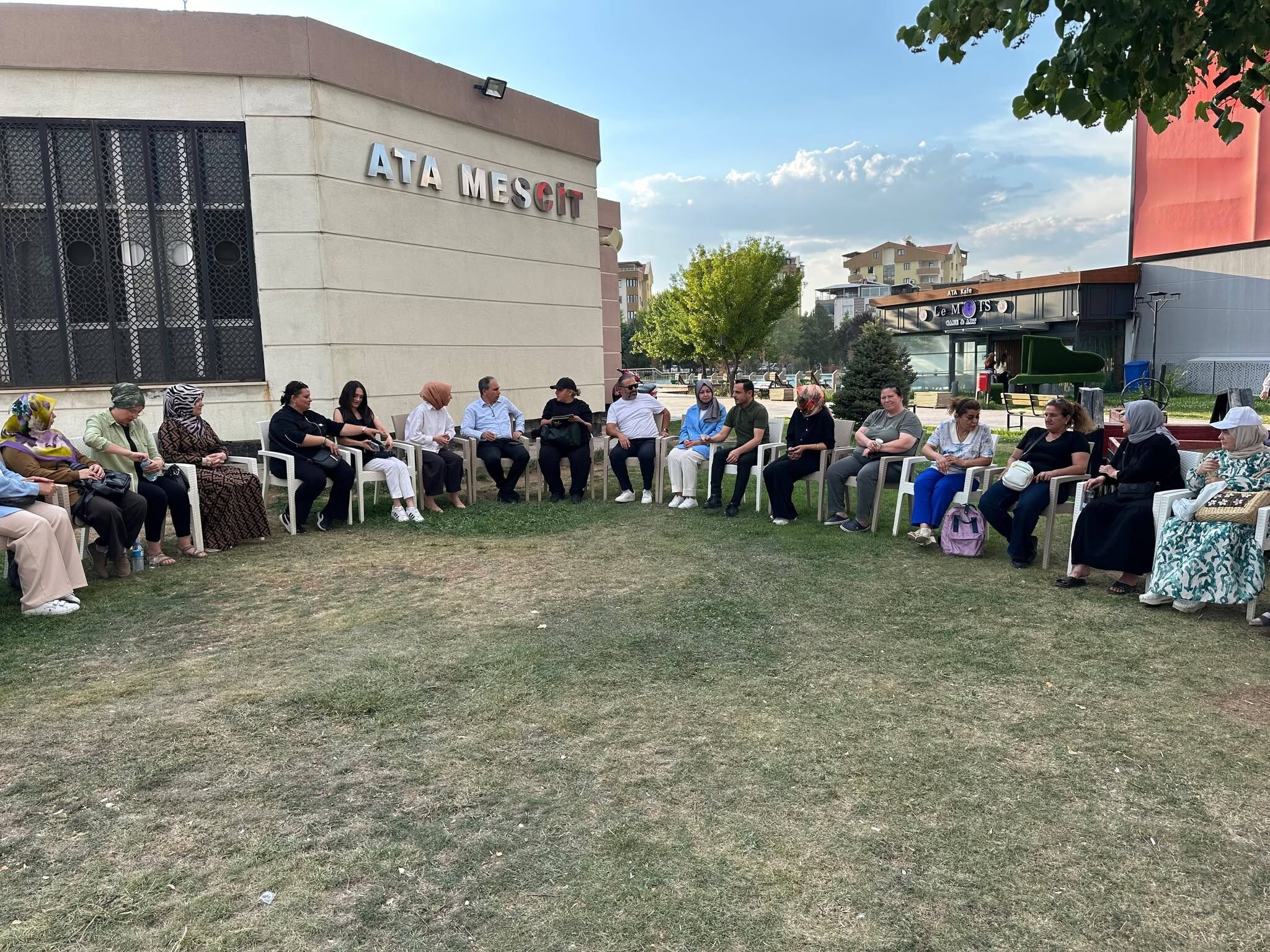 Atapark Ak Kadın (1)