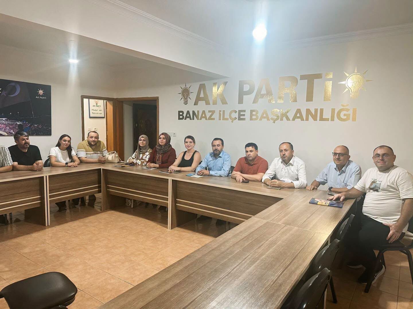 Banaz Ak