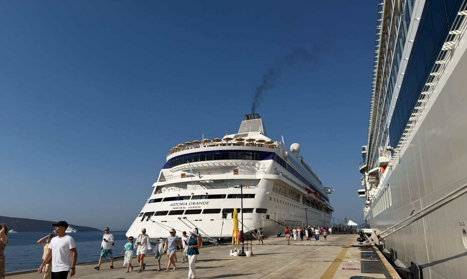 Bodrum’a Çifte Kruvaziyer 1144 Turist Bir Günde İlçeye Geldi