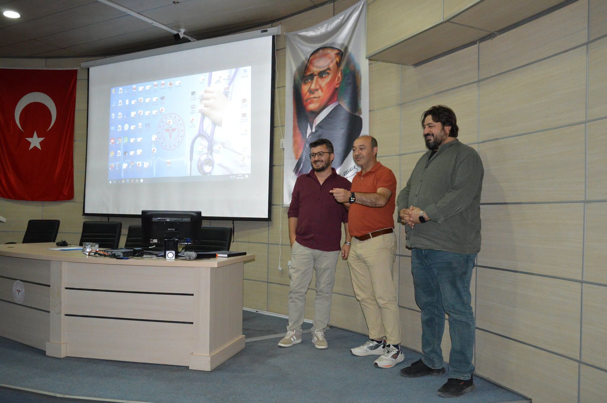 Hasta Yakını Iletişim