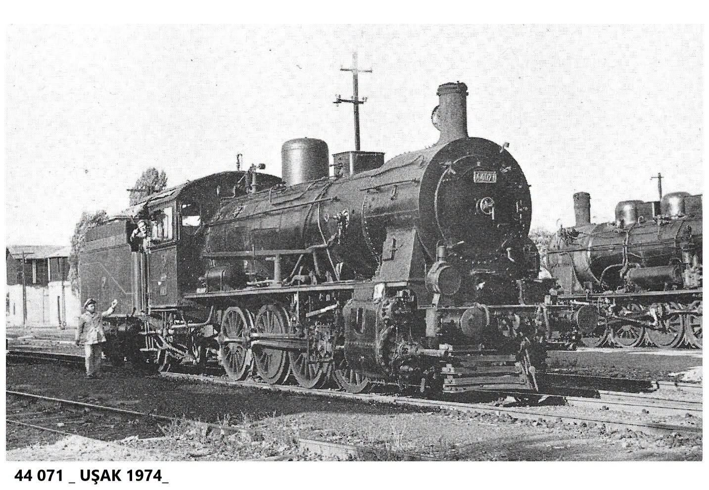 Kara Tren (1)