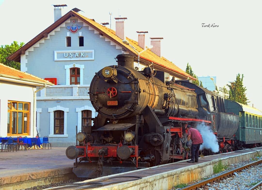 Kara Tren (4)