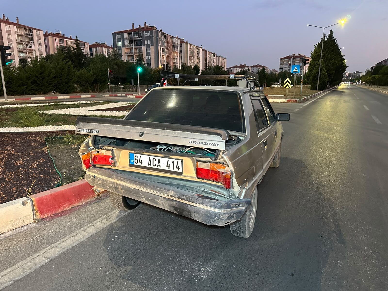 Trafik Kazası (2)