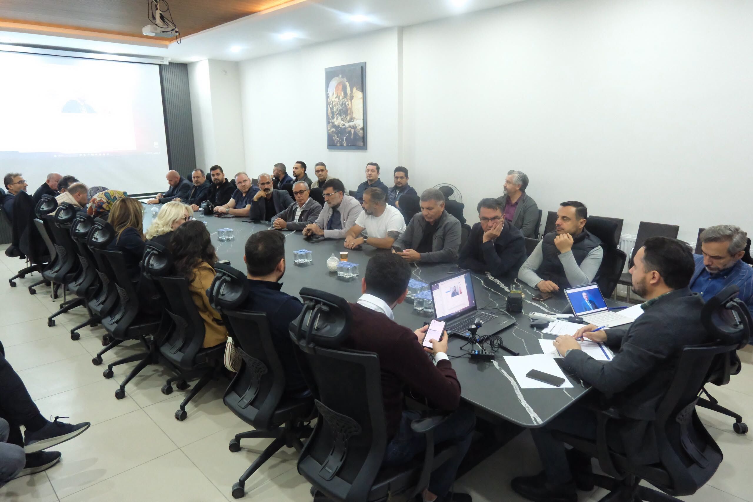 Ak Parti Toplantı-1