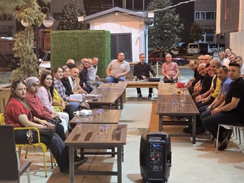Ak Parti Toplantı 3-1