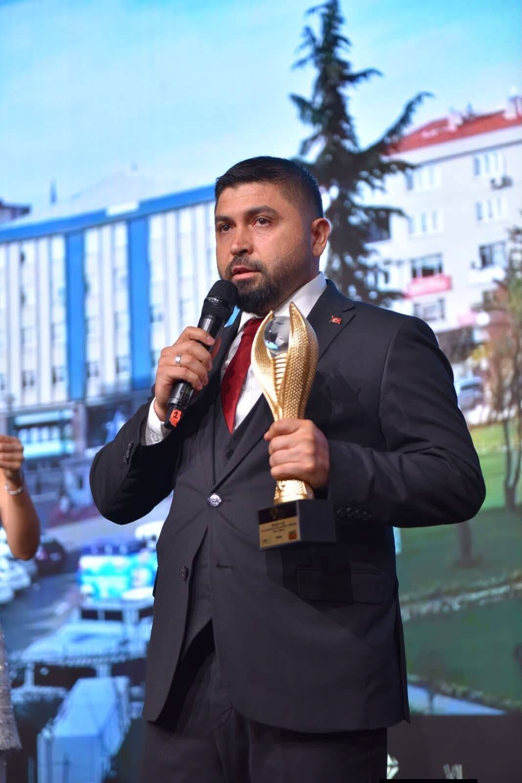 Dr. Durmuş Akkaya (3)