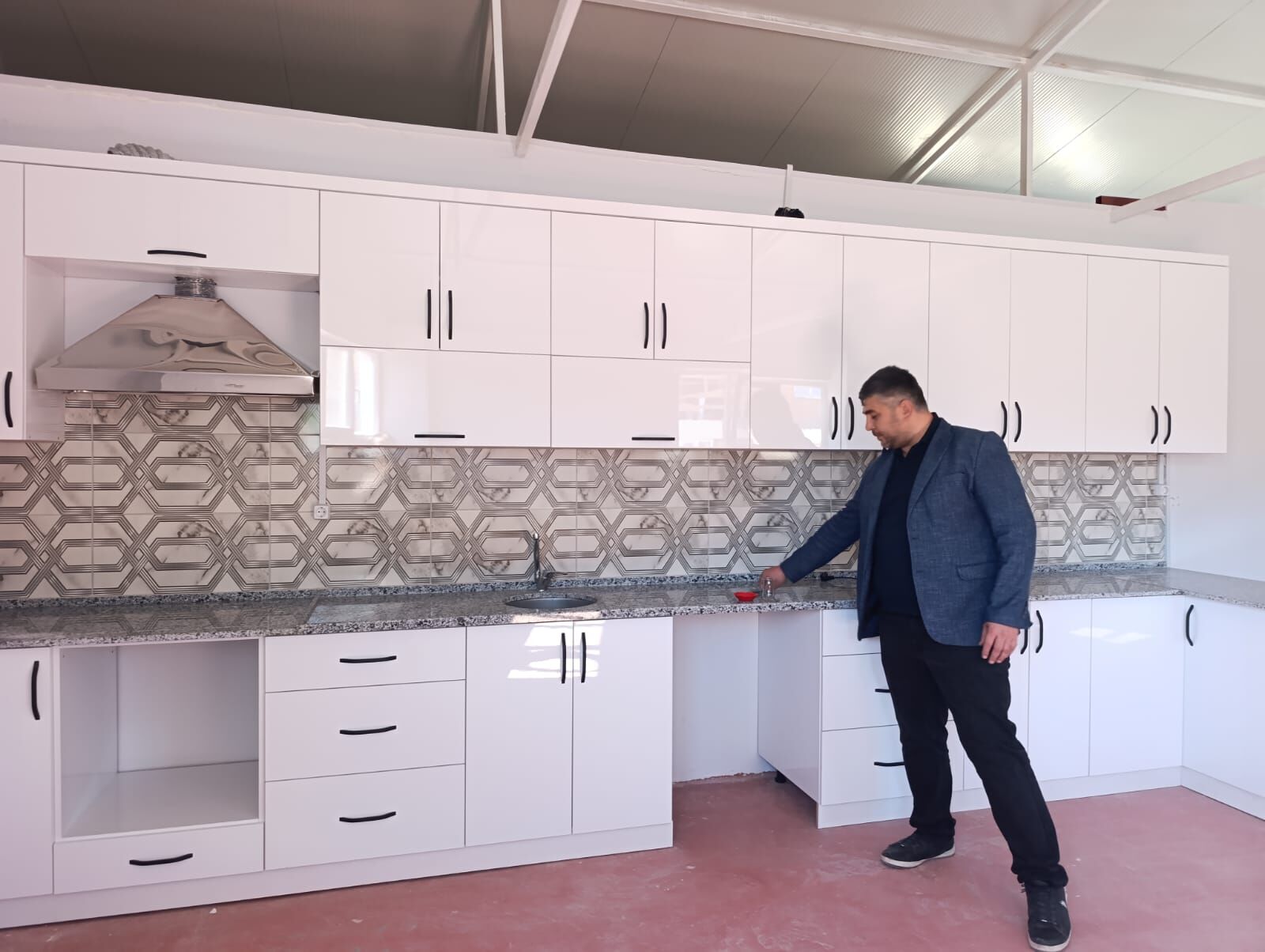 Gökler’de Tekstil Atölyesi Üretime Hazırlanıyor İlk Etapta 50 Kadına İş İmkanı (4)