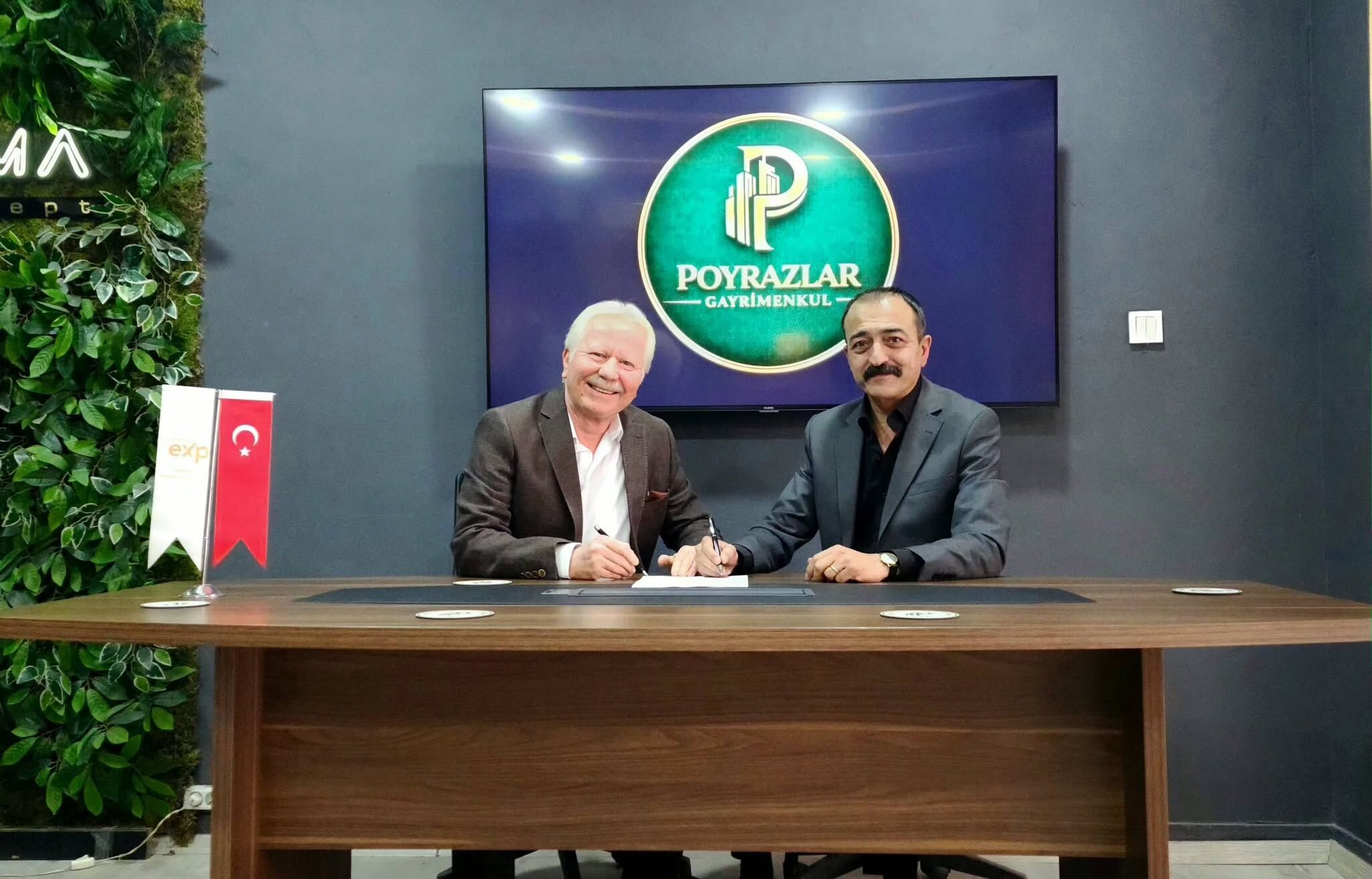 Şefik Poyraz (2)
