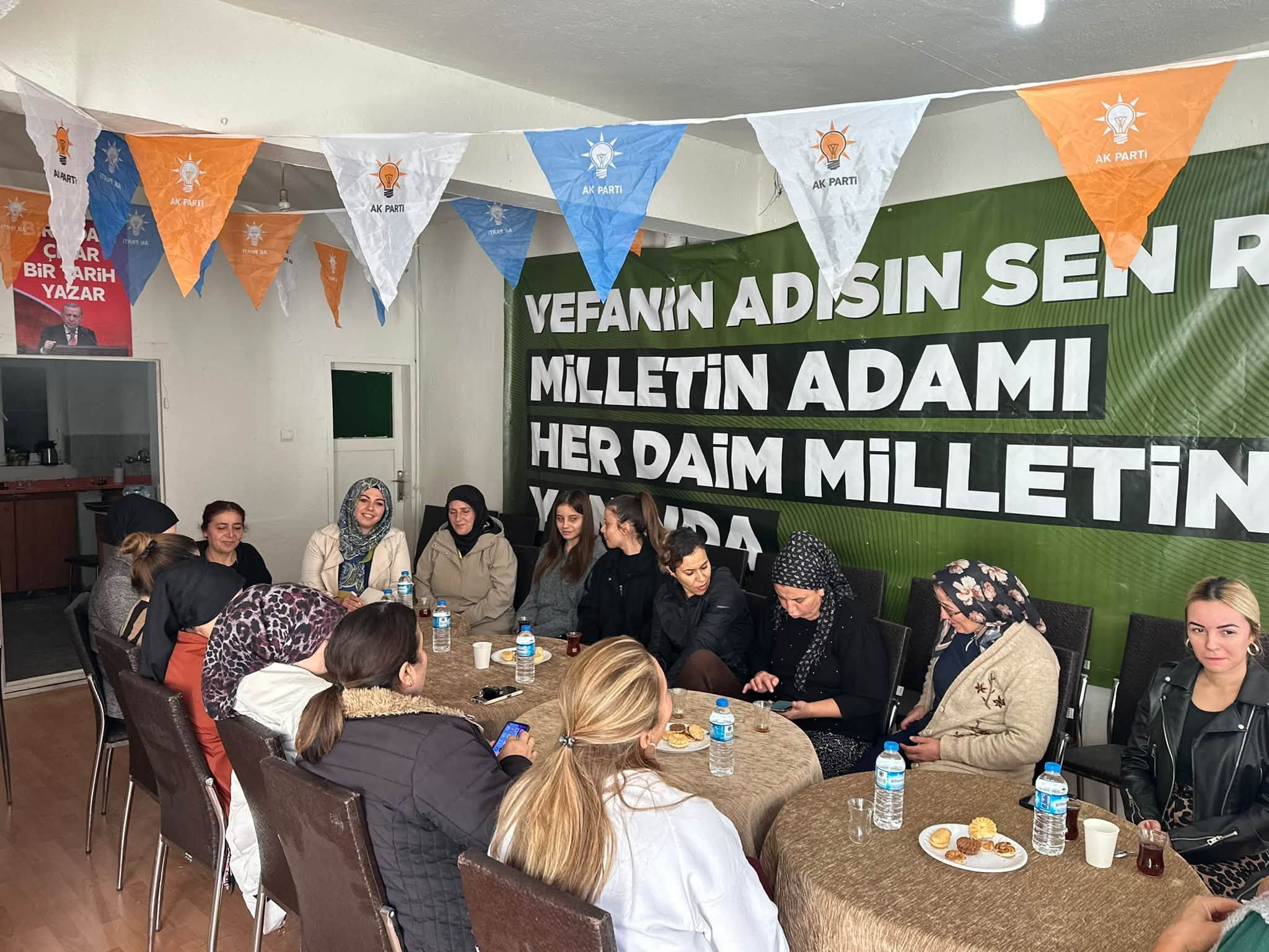 Ak Kadın Banaz 1