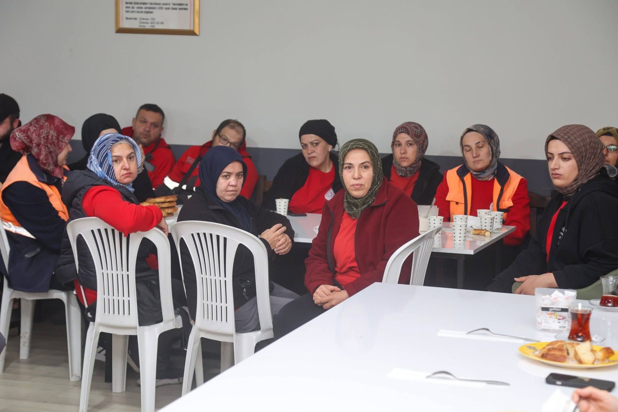 Hizmet Iş (1)