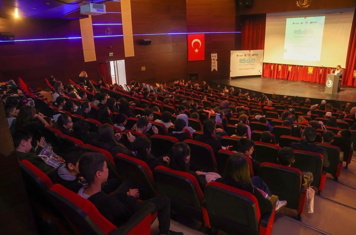 Instangram Gülüşü (1)