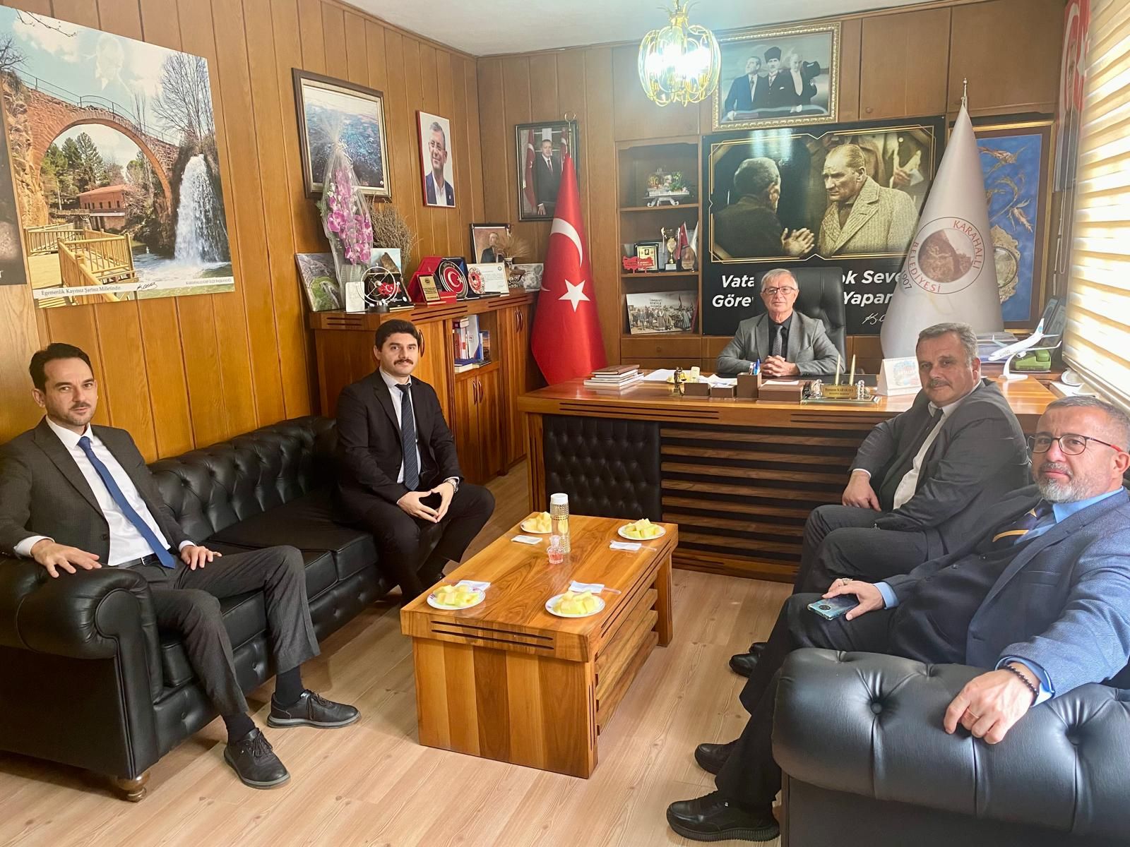 Karahallı-10